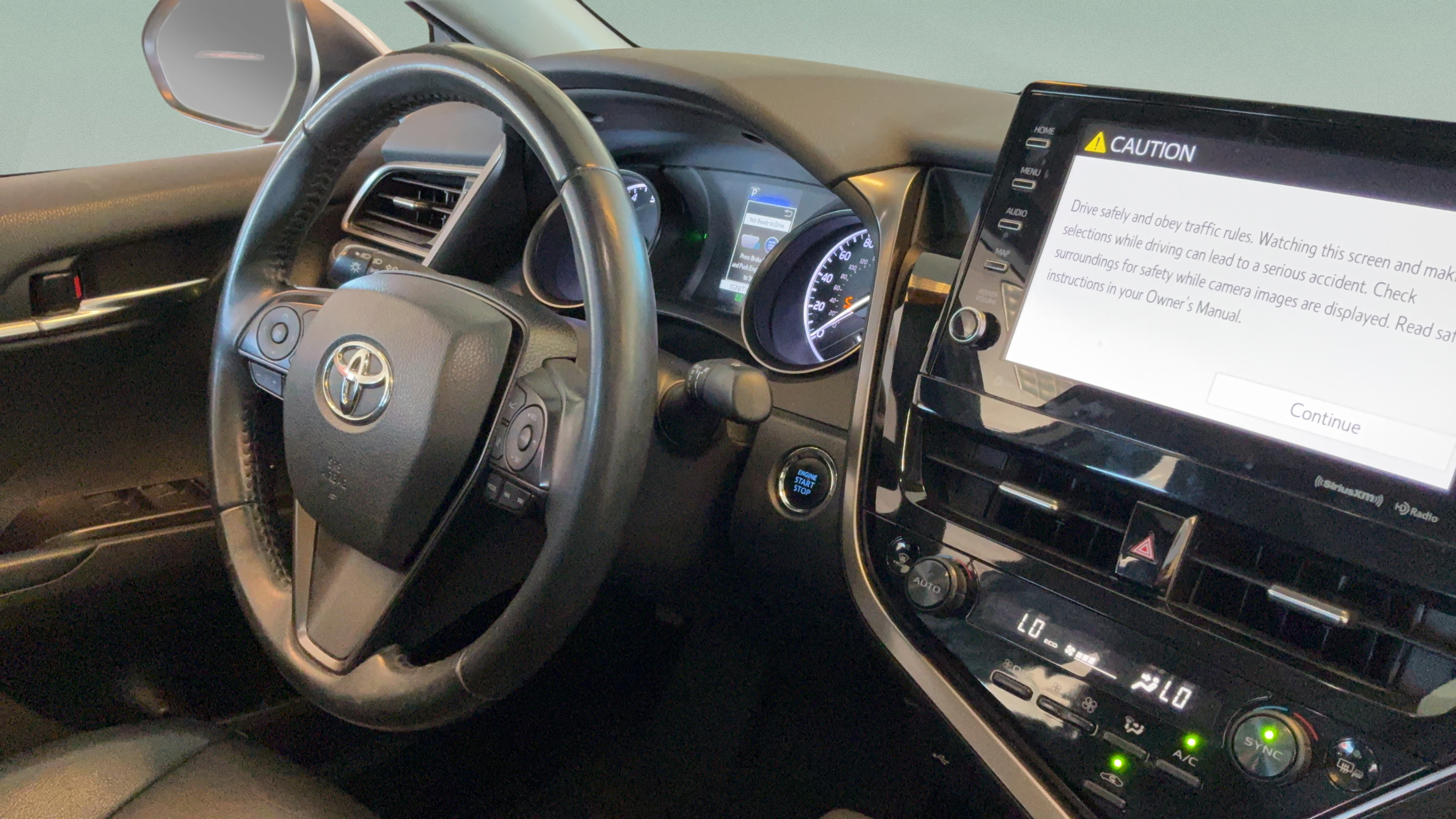 Used 2022 Toyota Camry SE w/ Audio Upgrade Package FWD image 41