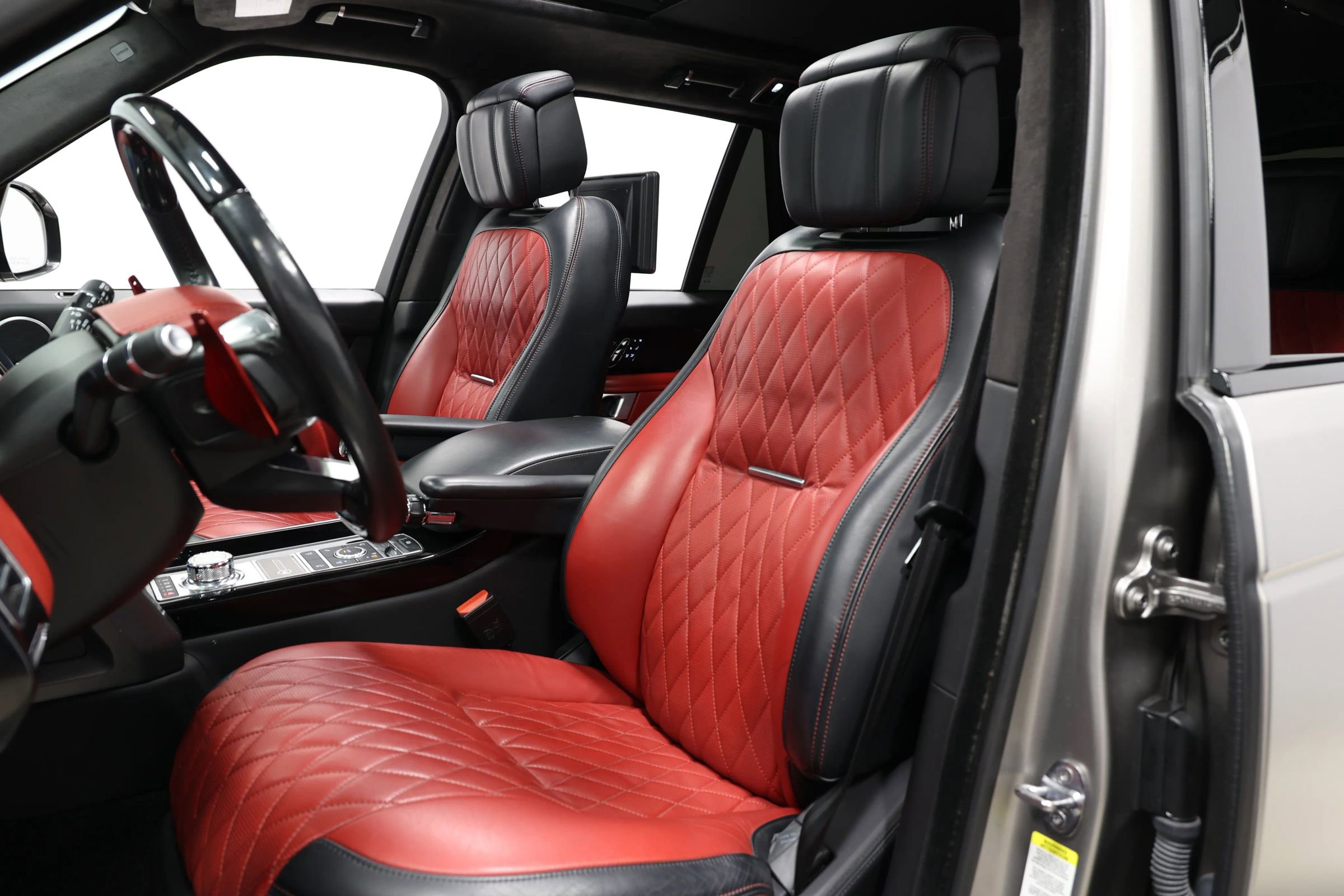 Used 2020 Land Rover Range Rover SV Autobiography Dynamic image 14