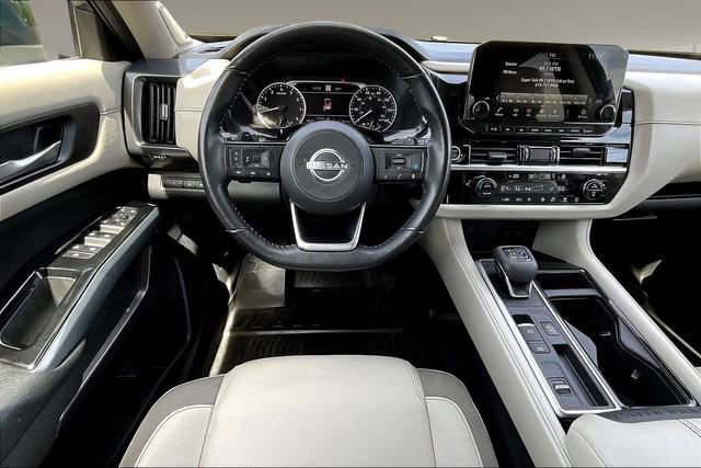 Used 2022 Nissan Pathfinder SL w/ SL Premium Package FWD image 8