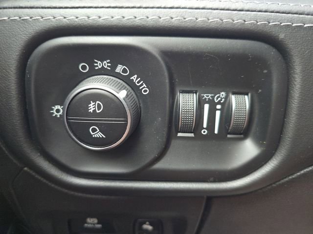 Used 2020 RAM 1500 Limited image 18