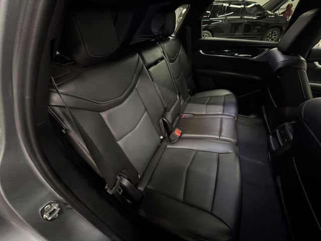 Used 2025 Cadillac XT5 Premium Luxury AWD/4WD image 29