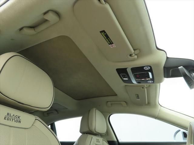 Used 2025 Bentley Flying Spur Plug-In Hybrid AWD/4WD image 18