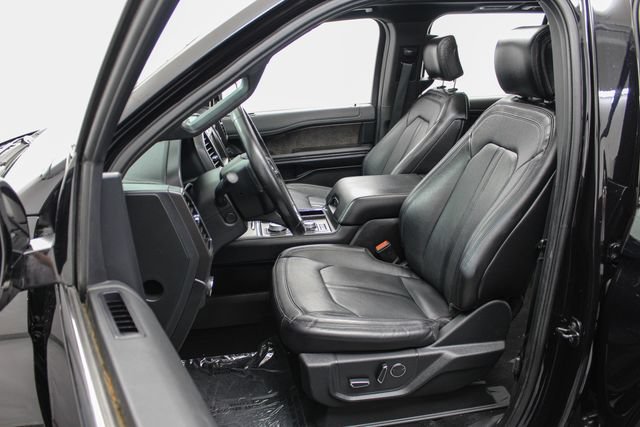Used 2019 Ford Expedition Limited w/ Equipment Group 302A AWD/4WD image 16