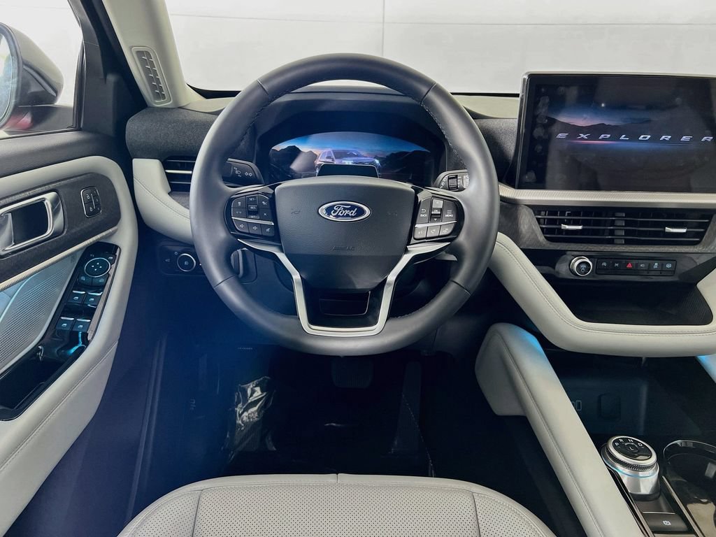 New 2026 Ford Explorer Platinum w/ LUX Leather Package AWD/4WD image 29
