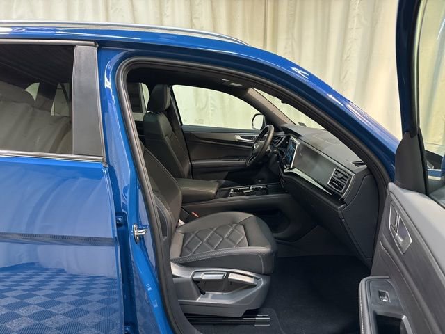 New 2025 Volkswagen Atlas Cross Sport SE image 35
