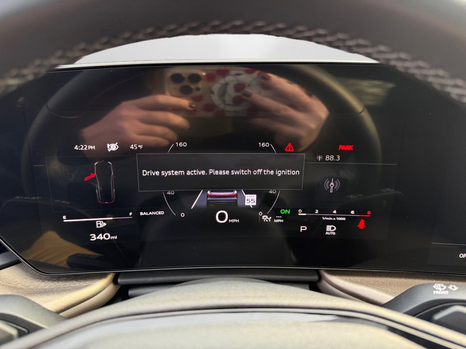 Certified 2025 Audi Q5 Premium w/ Convenience Package image 11