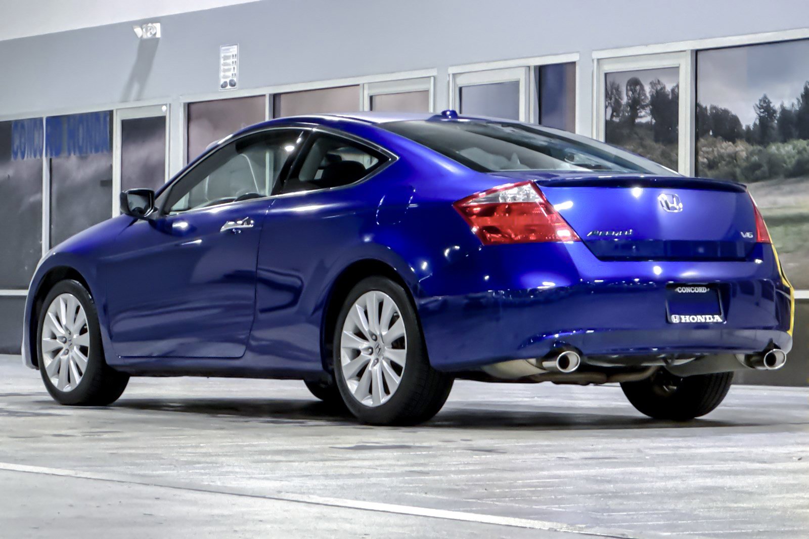 Used 2010 Honda Accord EX-L image 3