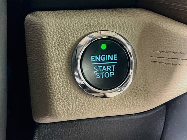 Used 2022 Ford Expedition Limited AWD/4WD image 19
