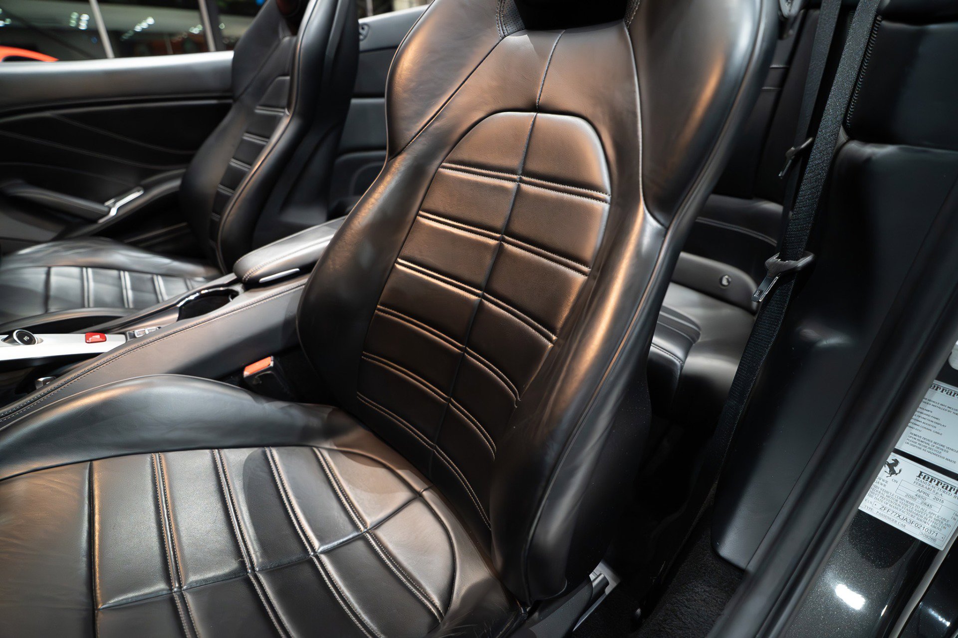 Used 2015 Ferrari California T image 11