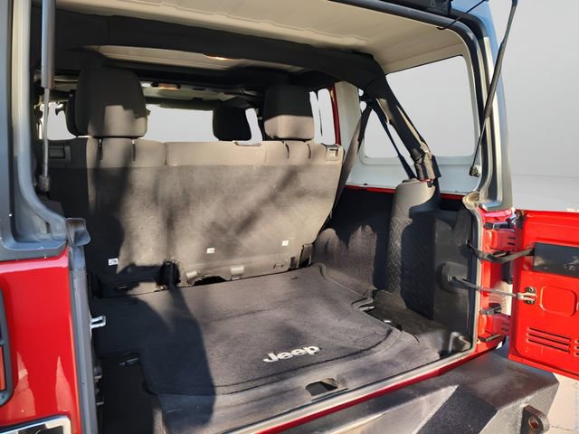 Used 2013 Jeep Wrangler Unlimited Sport w/ Connectivity Group image 27
