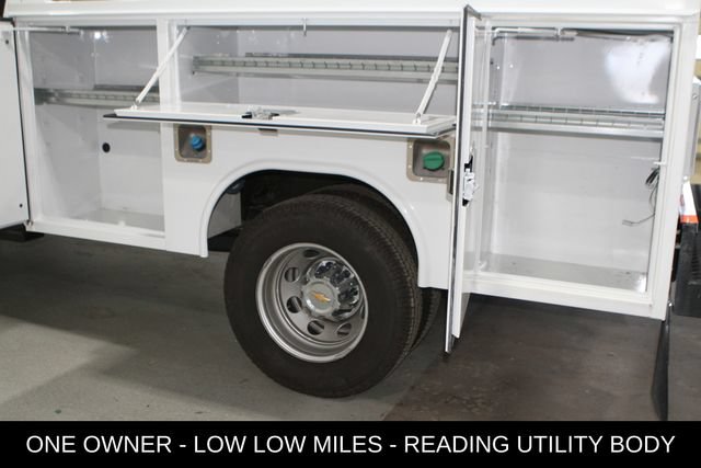 Used 2025 Chevrolet Silverado 3500 W/T AWD/4WD image 29