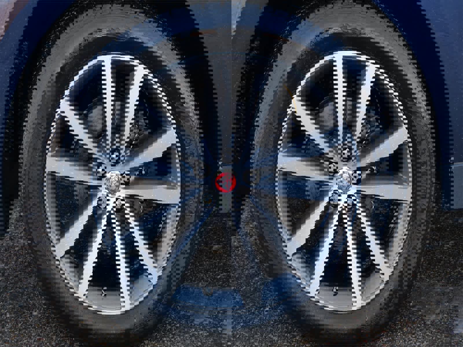 Used 2018 Jaguar F-PACE Prestige image 7