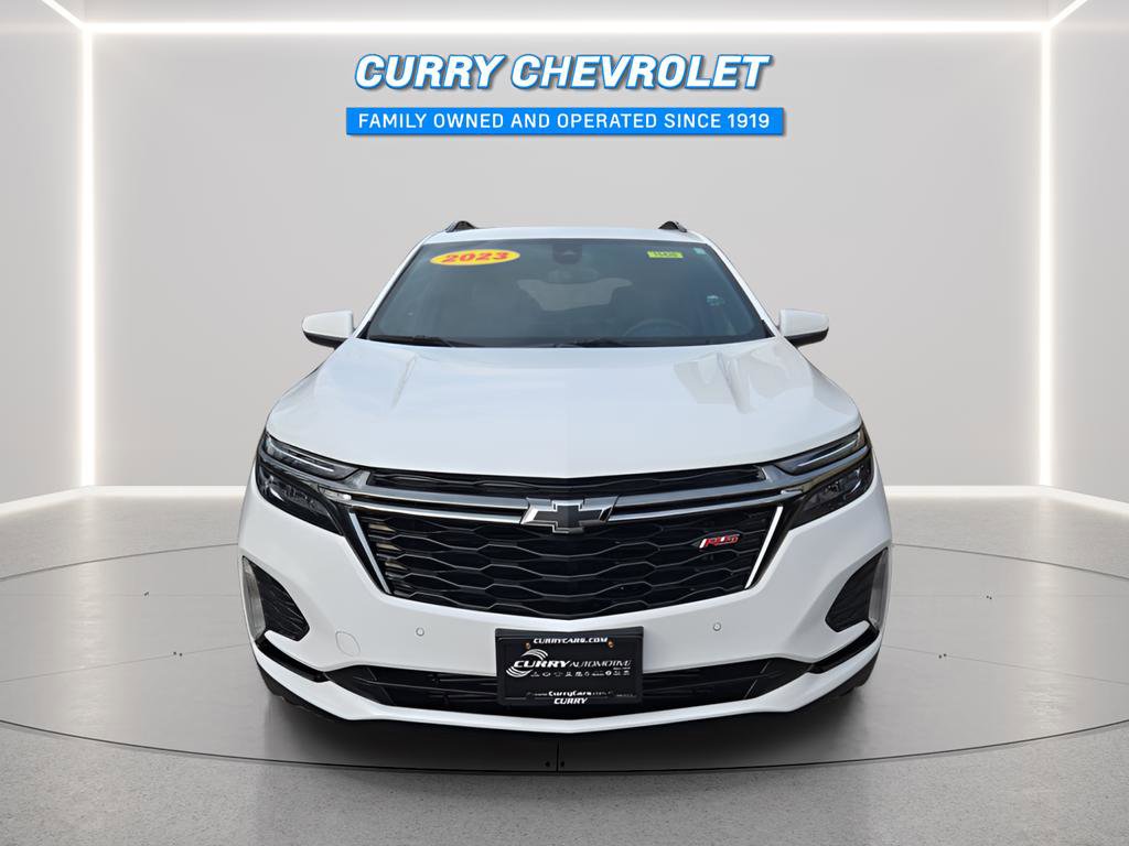 Used 2023 Chevrolet Equinox RS image 3