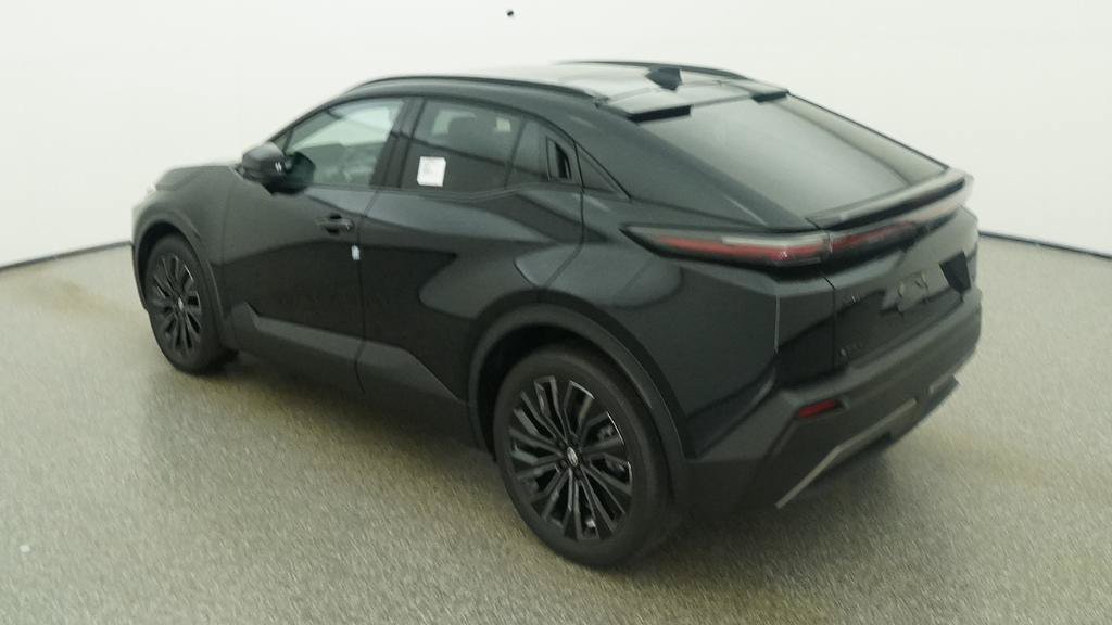 New 2026 Toyota C-HR AWD/4WD image 4