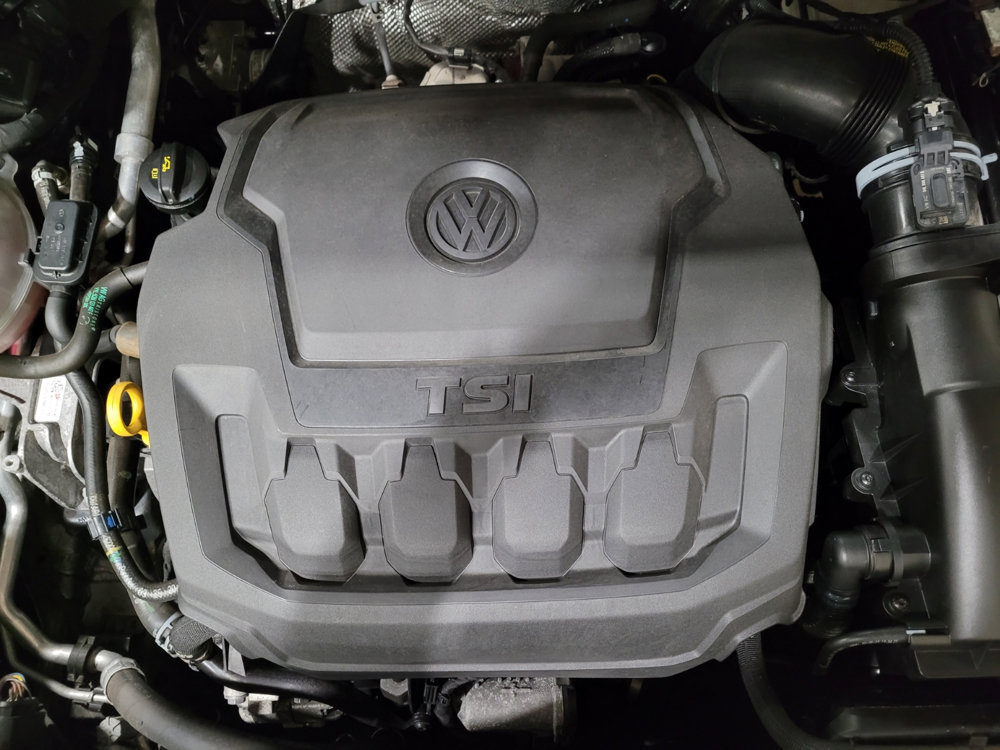 Used 2021 Volkswagen Tiguan SEL AWD/4WD image 30