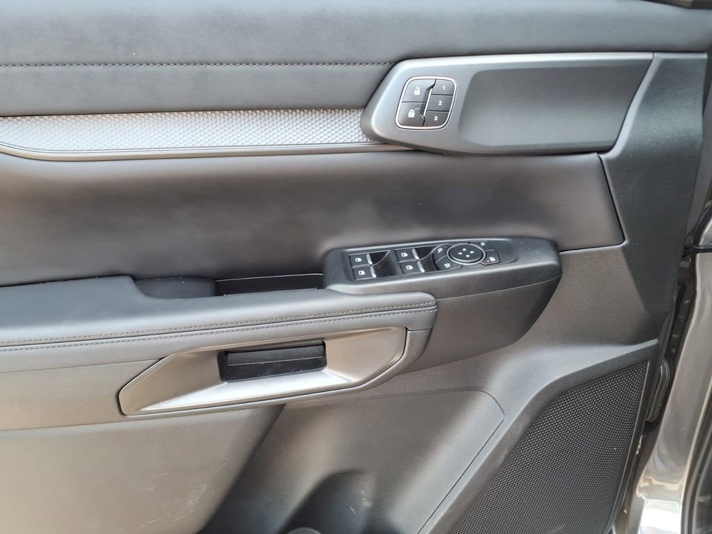 Used 2025 Ford Ranger Raptor AWD/4WD image 15