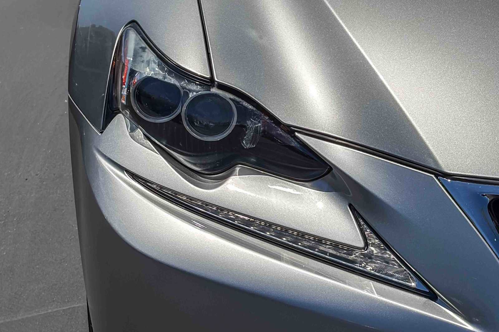 Used 2015 Lexus IS 250 w/ Navigation System Package RWD image 7