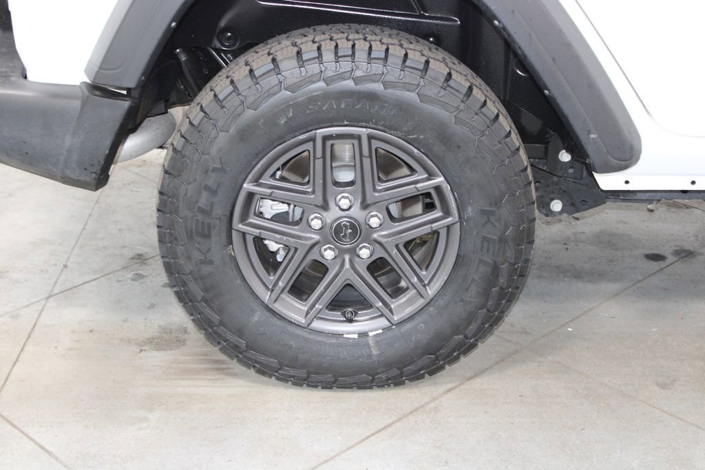 Used 2024 Jeep Wrangler Sport S image 14