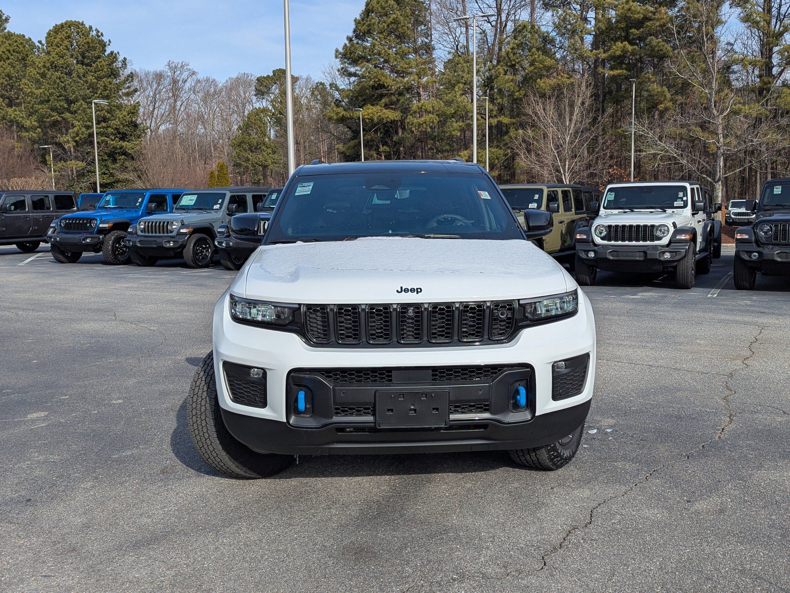 Used 2024 Jeep Grand Cherokee Trailhawk w/ Advanced Protech Group II image 2