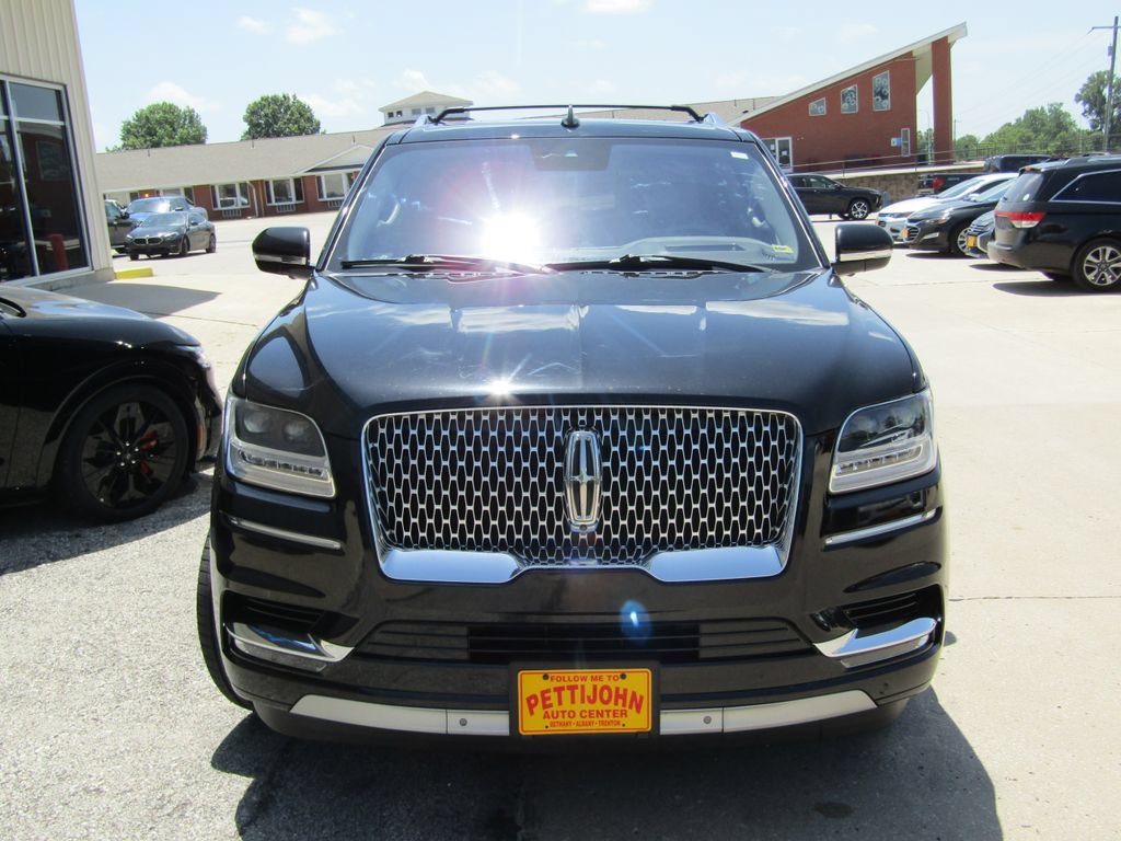 Used 2019 Lincoln Navigator Reserve w/ Cargo Package AWD/4WD image 13