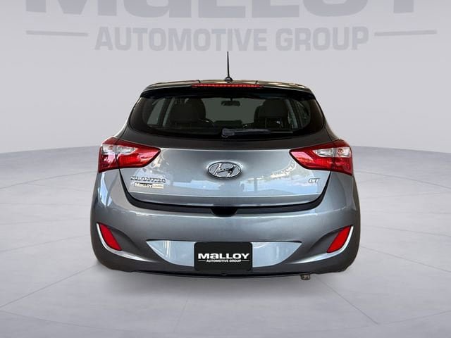 Used 2017 Hyundai Elantra GT FWD image 4