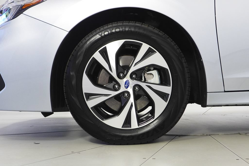 Certified 2025 Subaru Legacy Premium AWD/4WD image 5