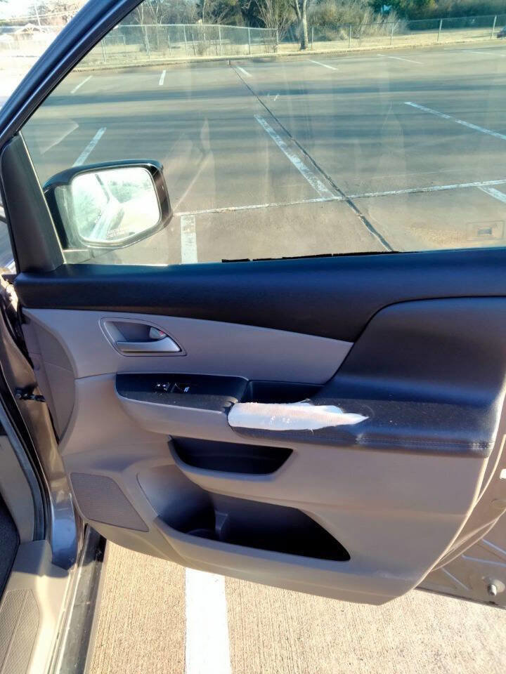 Used 2011 Honda Odyssey Touring image 16