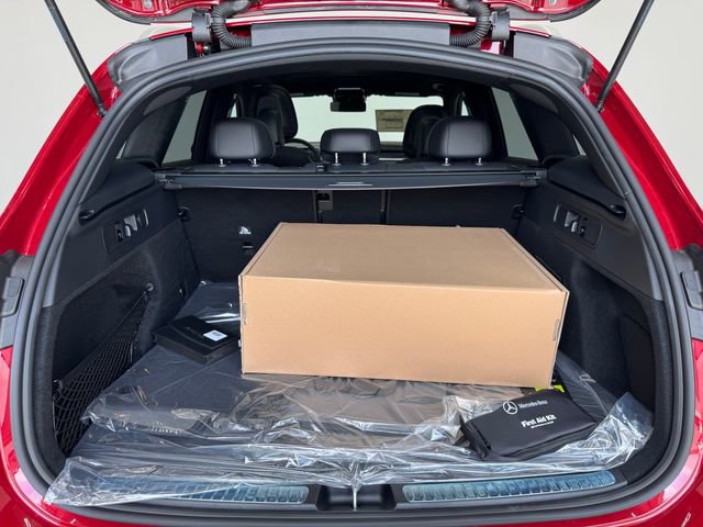 New 2025 Mercedes-Benz GLC 300 image 8