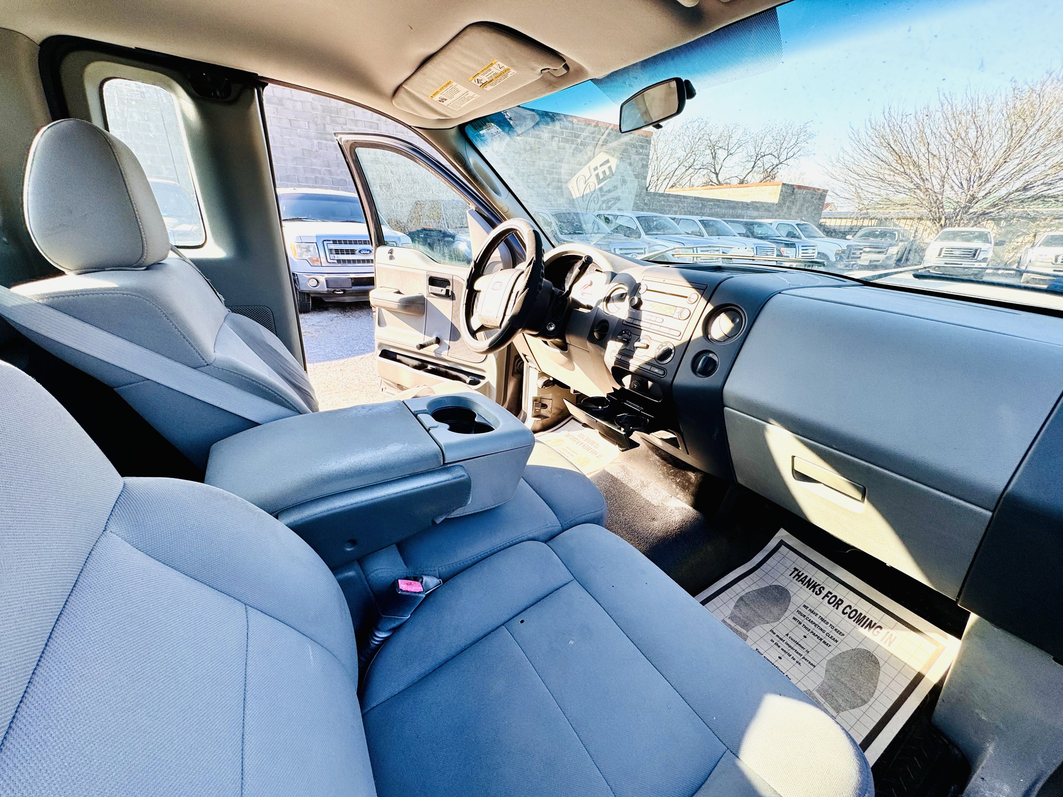 Used 2005 Ford F150 XL image 16