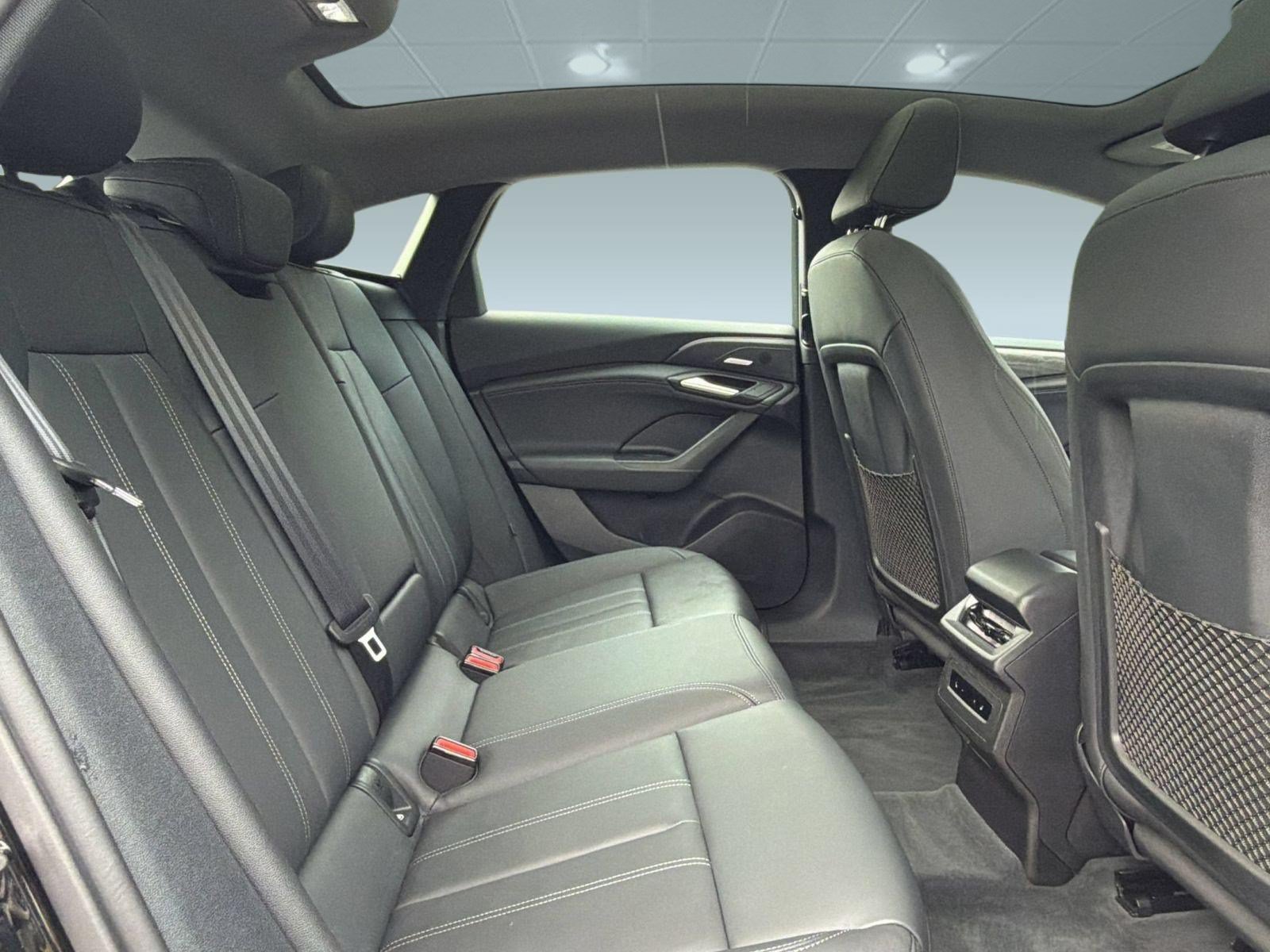 Certified 2025 Audi A6 e-tron Premium Plus w/ Premium Plus RWD image 31