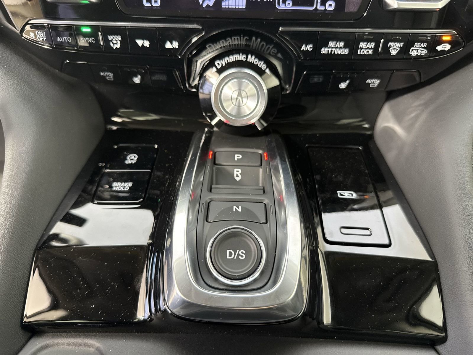 Used 2026 Acura MDX SH-AWD w/ Technology Package image 17