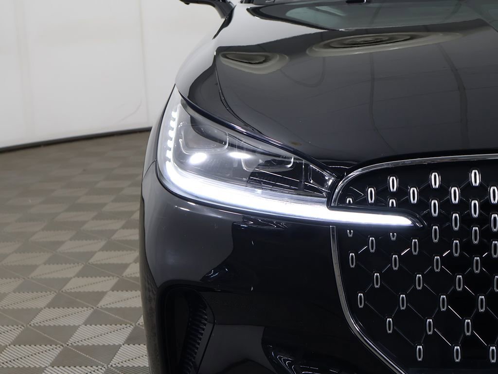 Used 2025 Lincoln Aviator Reserve w/ Equipment Group 201A AWD/4WD image 19