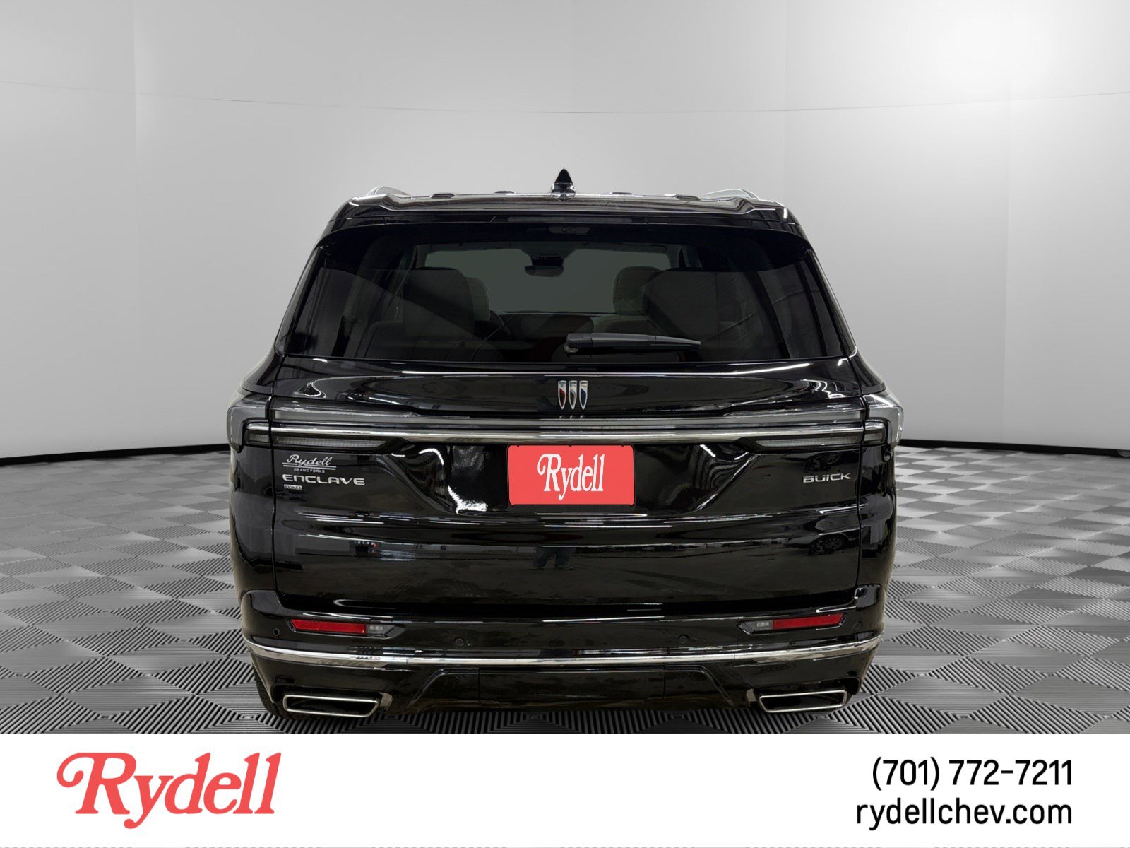 Used 2025 Buick Enclave Avenir w/ Super Cruise Package image 4