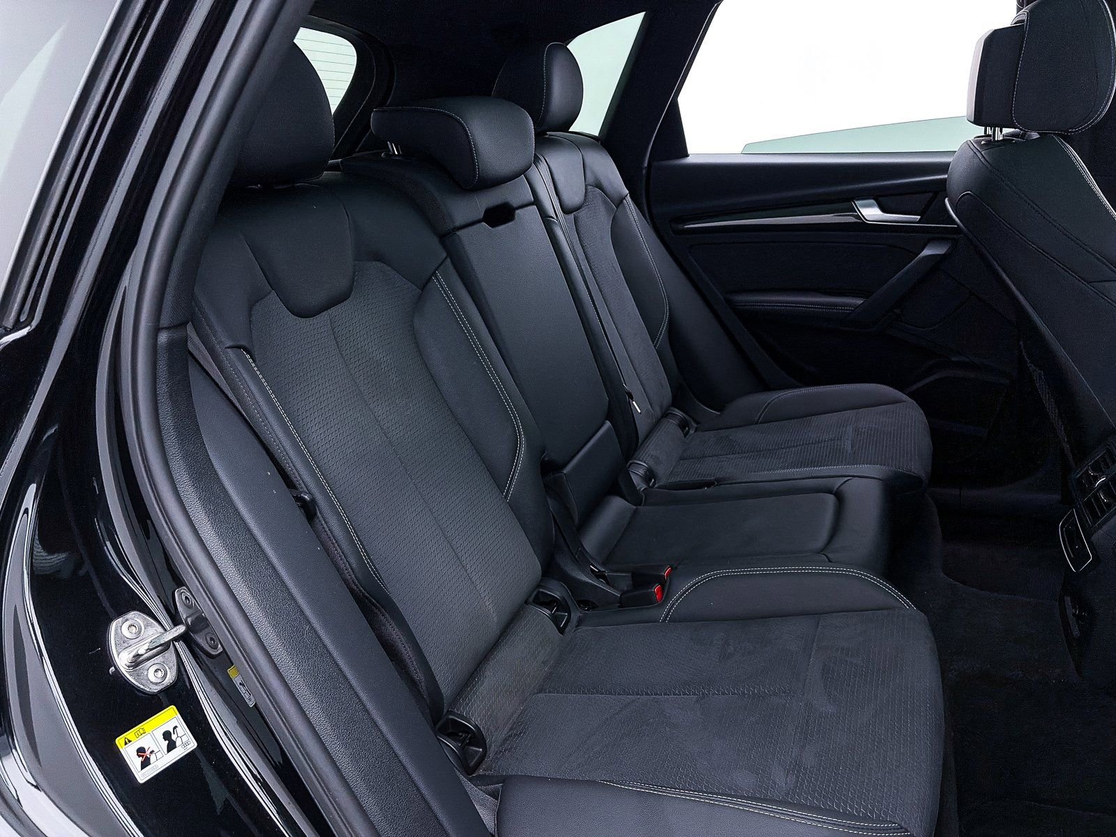 Used 2025 Audi SQ5 Premium Plus image 36