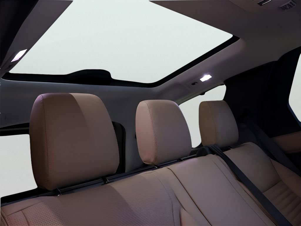 Certified 2025 Land Rover Discovery Metropolitan Edition image 30