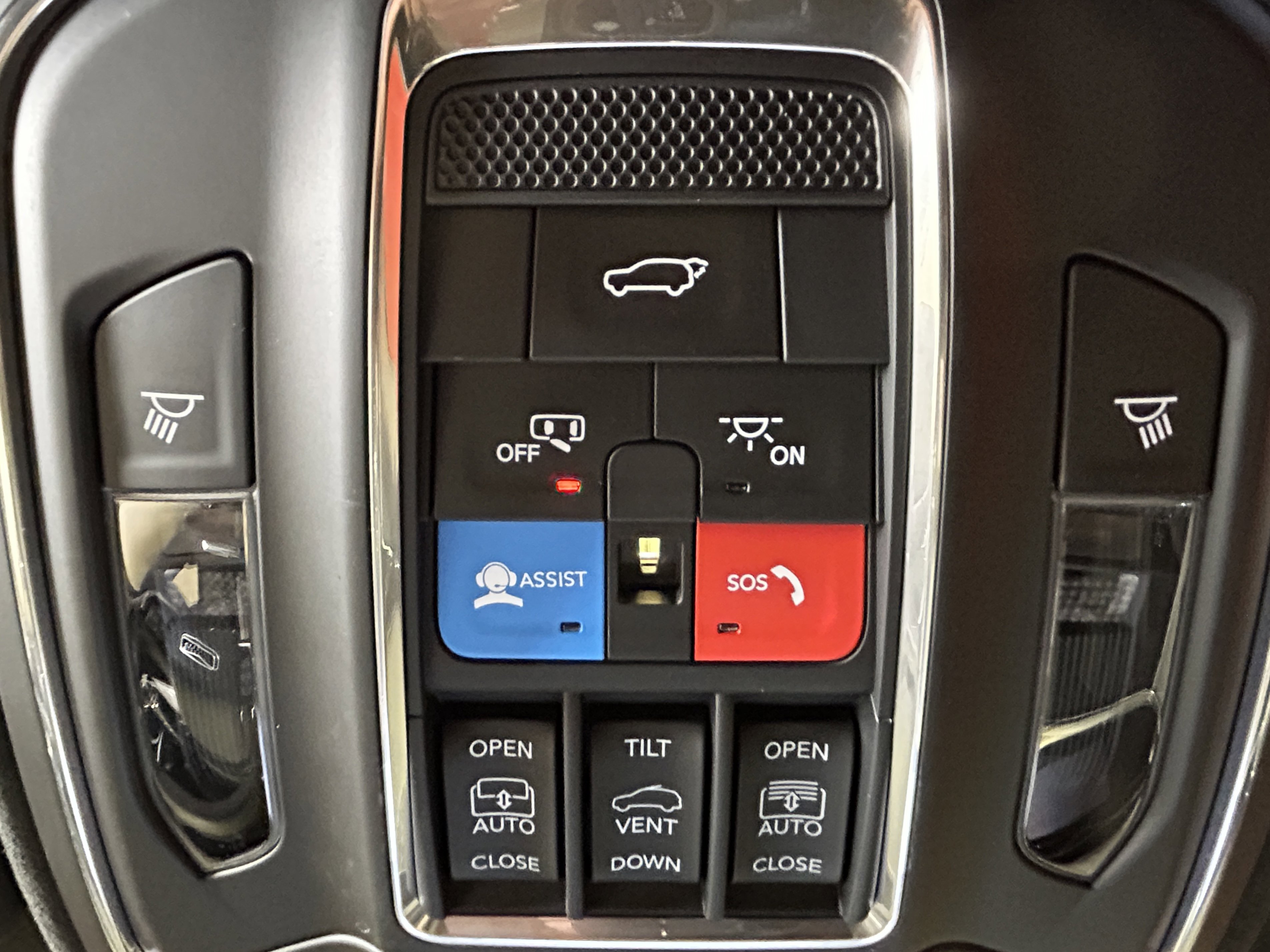 Used 2024 Jeep Wagoneer Launch Edition AWD/4WD image 39