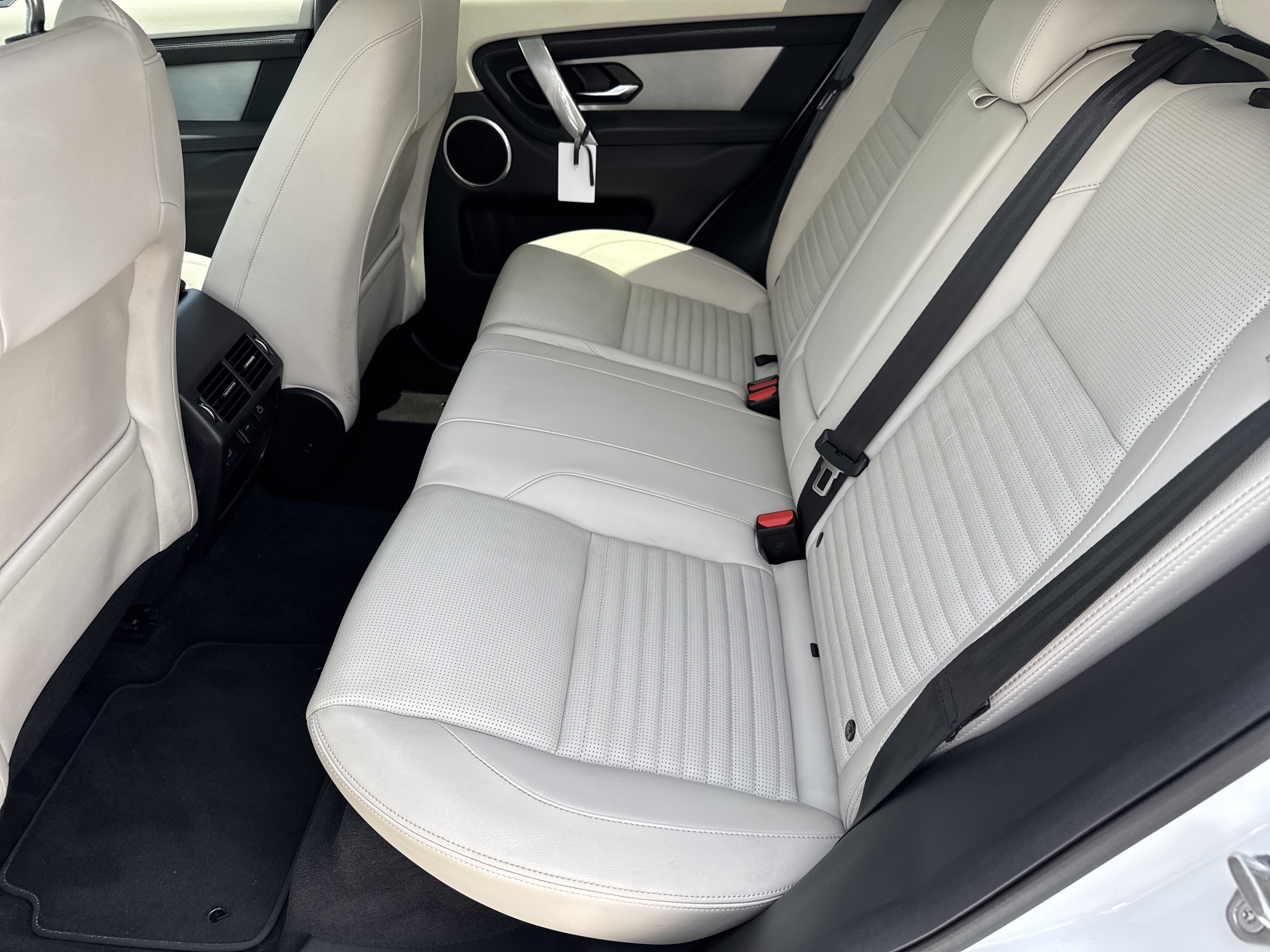 Used 2023 Land Rover Discovery Sport S AWD/4WD image 11