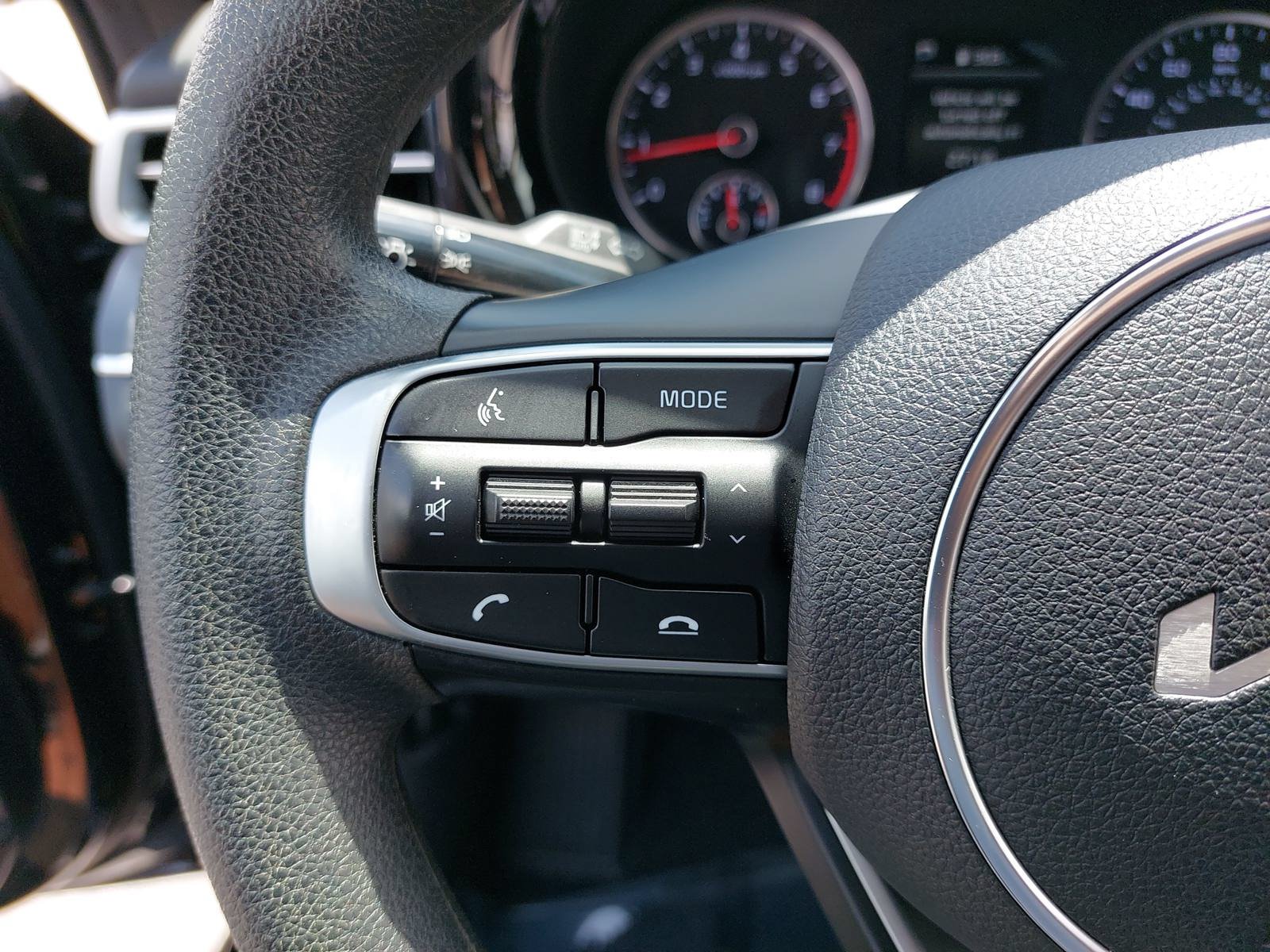 Used 2022 Kia K5 LXS FWD image 18