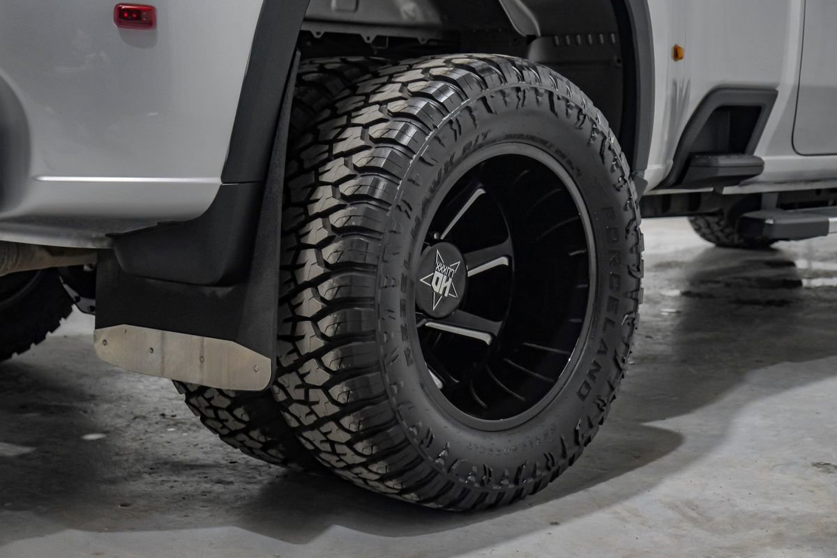 Used 2021 Chevrolet Silverado 3500 High Country w/ Snow Plow Prep/Camper Package image 63