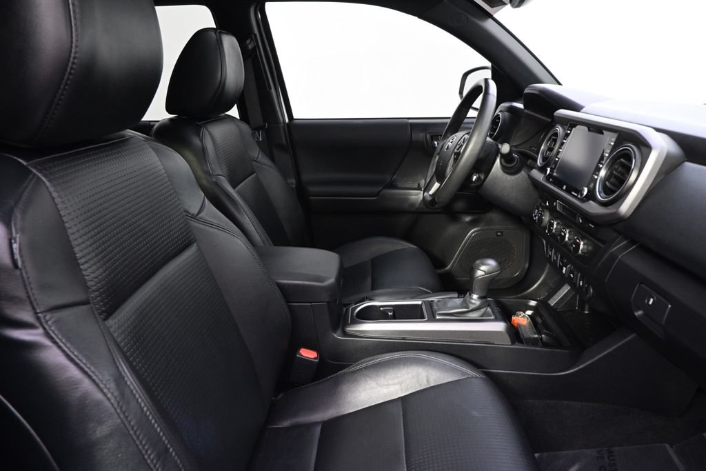 Used 2023 Toyota Tacoma TRD Off-Road w/ TRD Premium Off Road Package AWD/4WD image 16