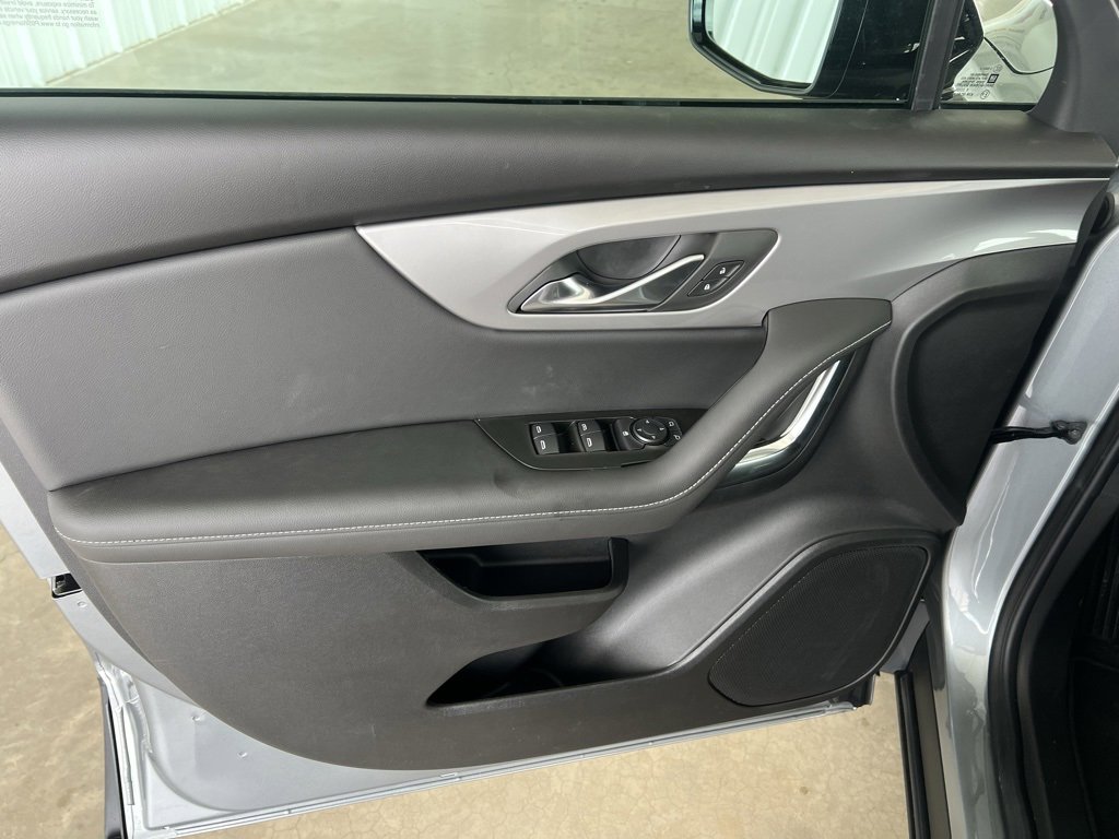 New 2025 Chevrolet Blazer LT image 8