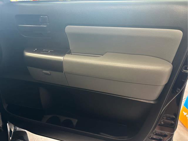 Used 2022 Toyota Sequoia SR5 image 37