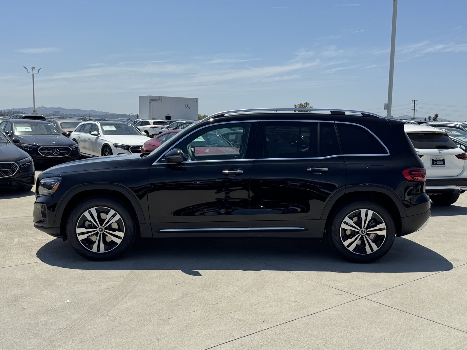 New 2026 Mercedes-Benz GLB 250 image 8