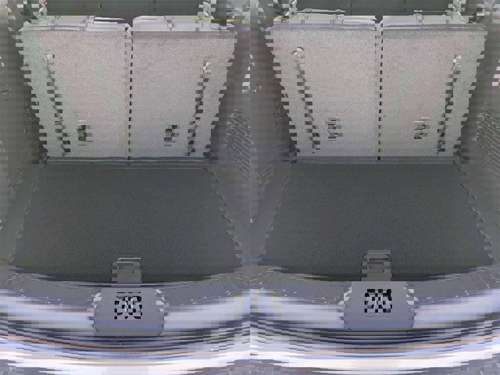 New 2026 Ford Explorer Active image 7