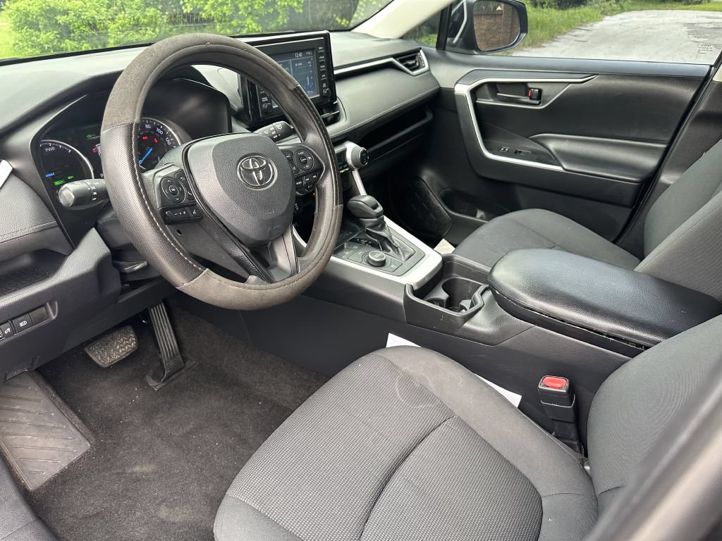 Used 2019 Toyota RAV4 LE AWD/4WD image 7