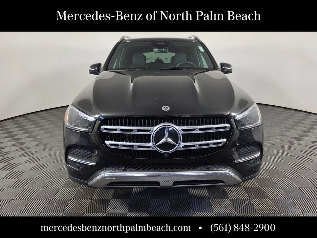 Used 2025 Mercedes-Benz GLE 450 4MATIC image 2