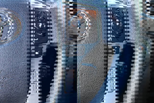 Used 2020 Toyota 4Runner SR5 image 12