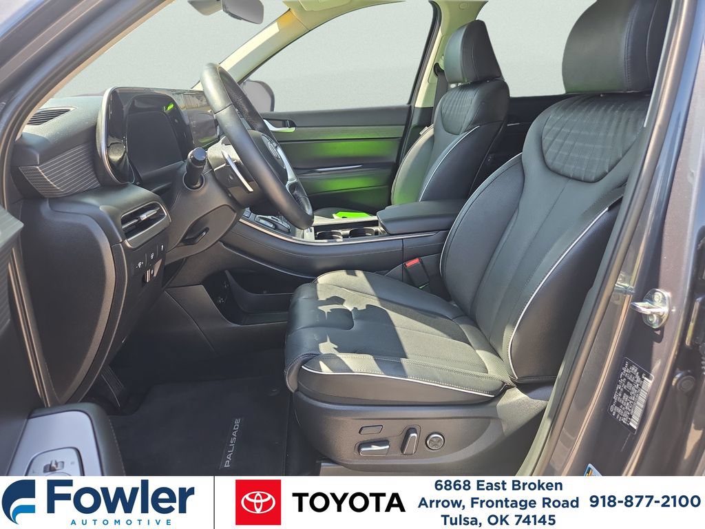 Used 2025 Hyundai Palisade Limited AWD/4WD image 17