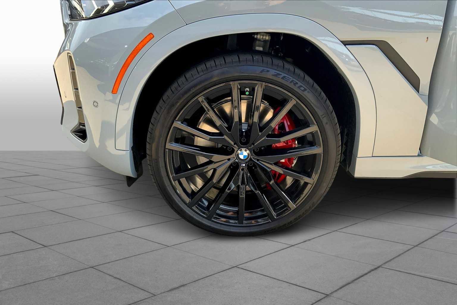 New 2026 BMW X6 M60i image 12