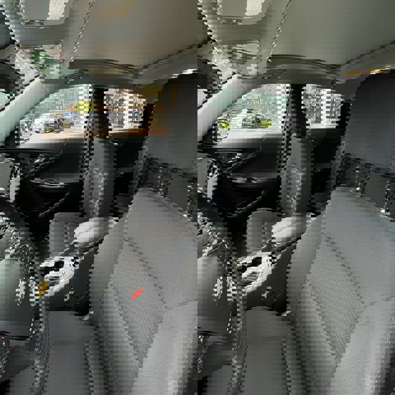 Used 2024 Chevrolet Malibu LT image 21